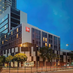 新加坡宜必思诺维娜酒店 3* 新加坡