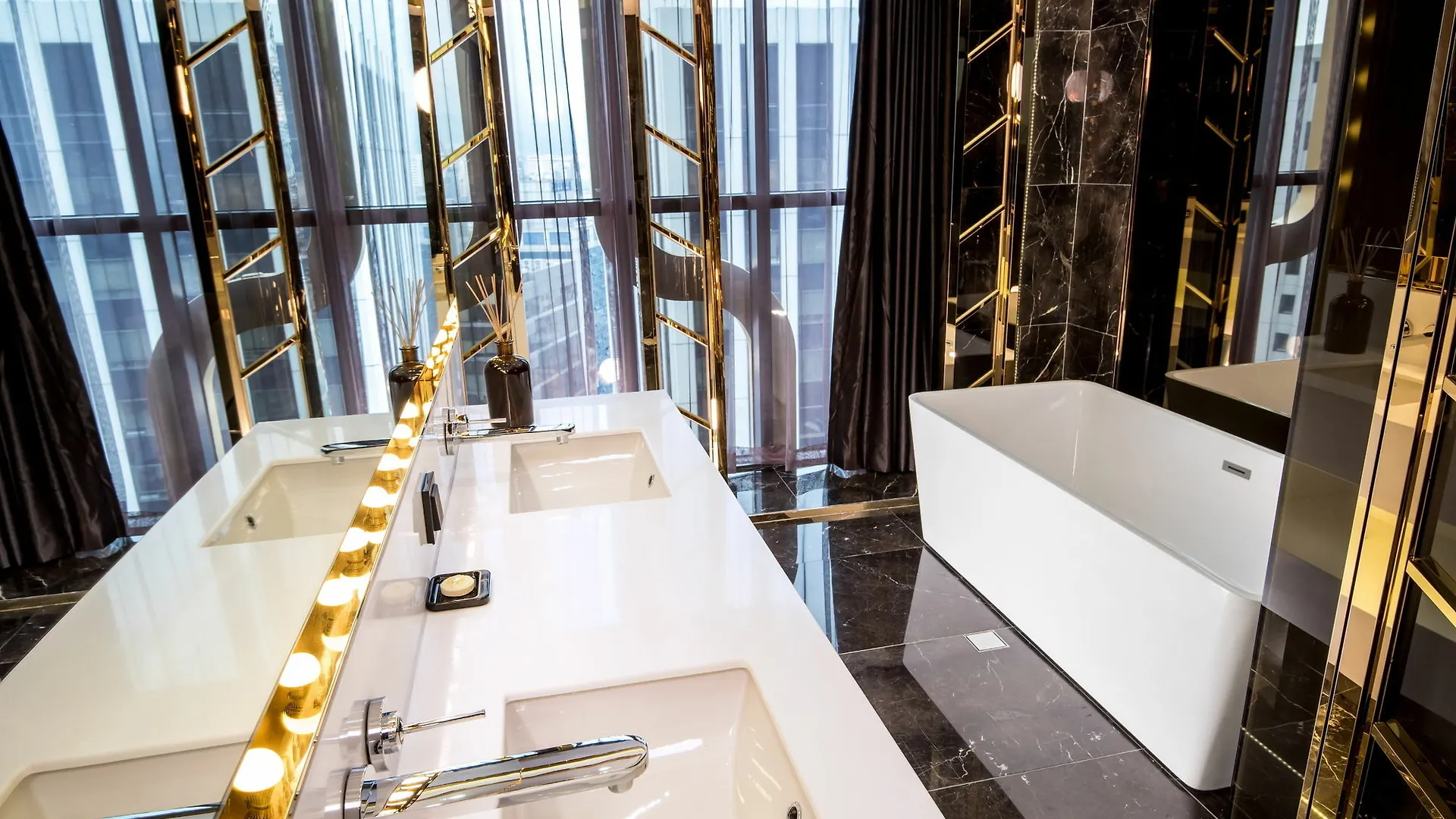 Hotel The Designers Dongdaemun Сеул